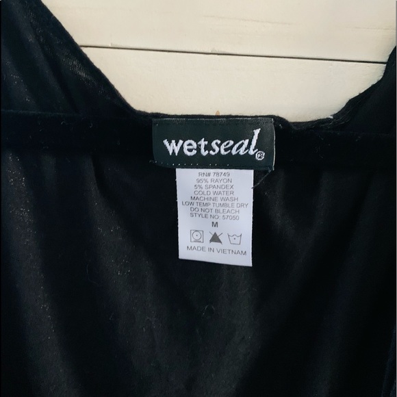 Black low cut tunic - Picture 3 of 4